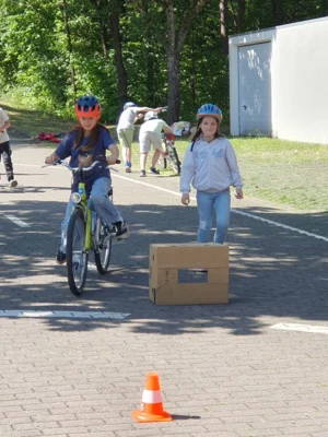 Foto des Albums: Auf zwei Rädern sicher ans Ziel