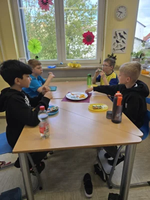 Foto des Albums: Ernährungsführerschein der Klassen 3a und 3b