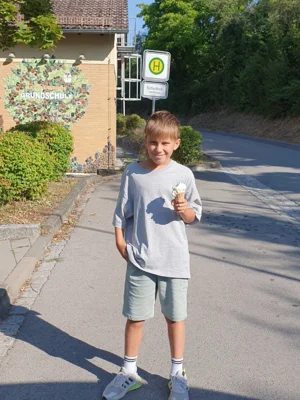 Foto des Albums: Kühle Überraschung an einem heißen Schultag