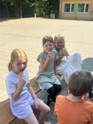 Foto des Albums: Kühle Überraschung an einem heißen Schultag