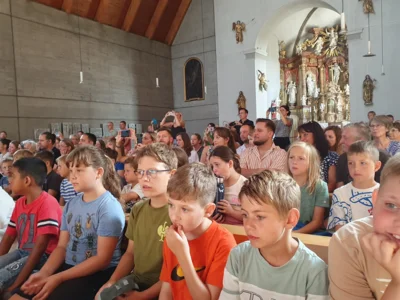 Foto des Albums: Wenn wir weiterziehen  - Abschlussfeier der vierten Klassen
