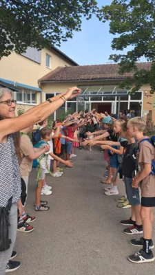 Foto des Albums: Wenn wir weiterziehen  - Abschlussfeier der vierten Klassen