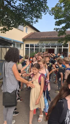 Foto des Albums: Wenn wir weiterziehen  - Abschlussfeier der vierten Klassen