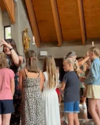 Foto des Albums: Wenn wir weiterziehen  - Abschlussfeier der vierten Klassen
