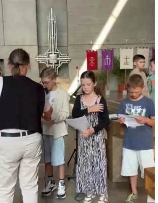 Foto des Albums: Wenn wir weiterziehen  - Abschlussfeier der vierten Klassen