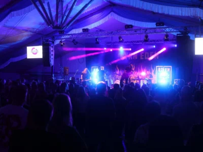 Foto des Albums: Infernoparty mit der Band 