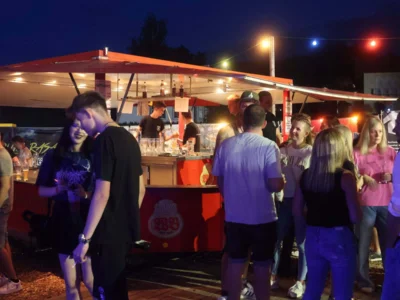 Foto des Albums: Infernoparty mit der Band 