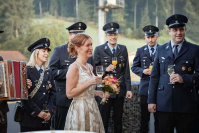 Foto des Albums: Einholung der Fahnenmutter