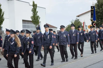 Foto des Albums: Einholen der Vereine