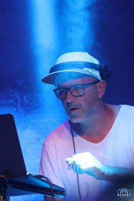 Best of 90er, 2000er & Charts mit Krs.Age  (Bild vergr&ouml;&szlig;ern)