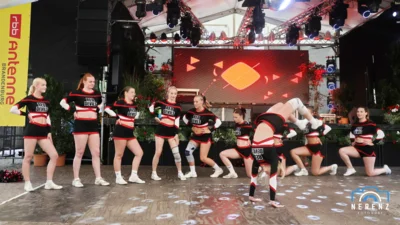 Cheerleader Red Devils Calau e.V.  (Bild vergr&ouml;&szlig;ern)