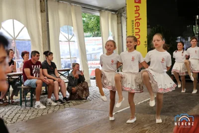 Tanzshow vom Calauer Carneval Club e.V.  (Bild vergr&ouml;&szlig;ern)