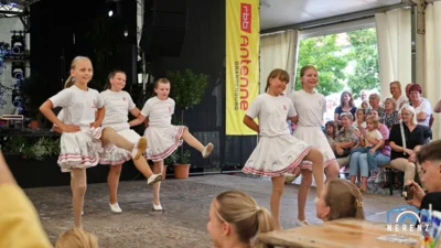 Tanzshow vom Calauer Carneval Club e.V.  (Bild vergr&ouml;&szlig;ern)