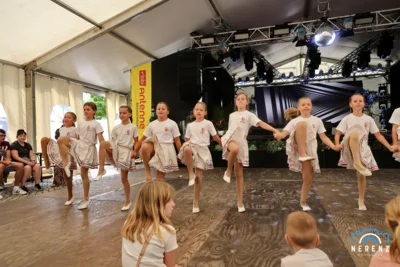 Tanzshow vom Calauer Carneval Club e.V.  (Bild vergr&ouml;&szlig;ern)