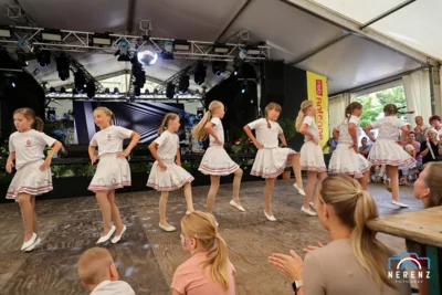 Tanzshow vom Calauer Carneval Club e.V.  (Bild vergr&ouml;&szlig;ern)
