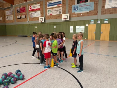 Foto des Albums: Handball-Training mit der HSG Beuern