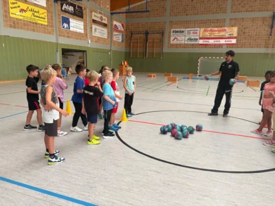 Foto des Albums: Handball-Training mit der HSG Beuern