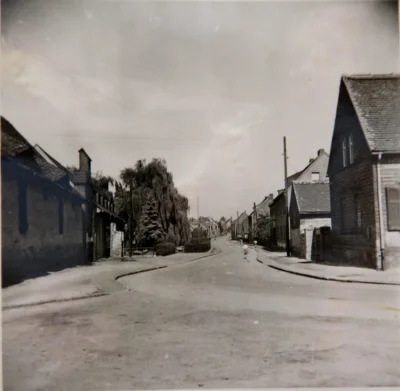 Je&szlig;nitzer Str. Standort Friedersdorfer Str- Richtg Ro&szlig;dorf, ca. 1950 