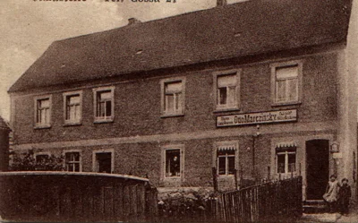 Freiheitstr. Einfahrt zwischen Nr. 29 & 32, Post- Uhren u  Fahrradhandlung Otto Marcinsky 1925 