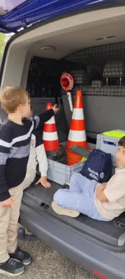 Foto des Albums: THW besucht Grundschule Wellenkamp am bundesweiten Warntag