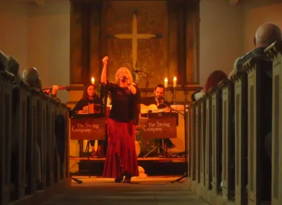 Foto des Albums: The String Company aus Erfurt spielte internationale Vielfalt in die Herzen der Zuhörer zum diesjährigen 5. Sommerkonzert in der Reinharzer Kirche