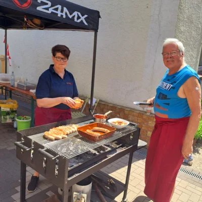und vom Grill  (Bild vergr&ouml;&szlig;ern)