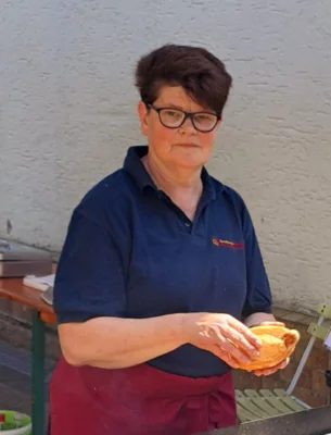 Soziales Engagement und aktiv im Dorf  ist f&uuml;r Initiatorin Monika Mootz  gelebtes Miteinander  (Bild vergr&ouml;&szlig;ern)