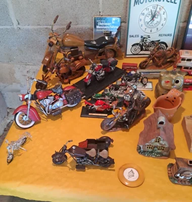 ...f&uuml;r Motorradfreunde  (Bild vergr&ouml;&szlig;ern)