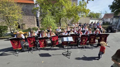 Foto des Albums: Kirchweih Mangersreuth