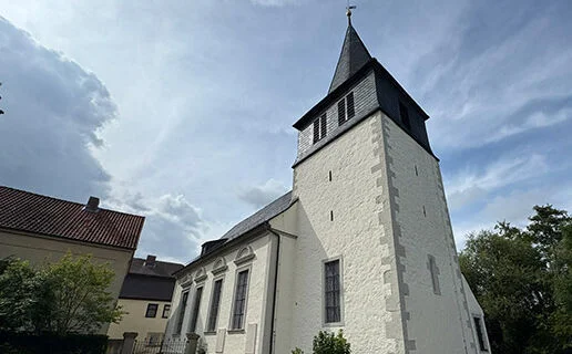 Kirche Oberhohenried seitlich