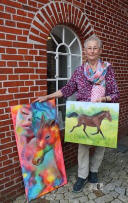 Hobbymalerin Hannelore van der Wal-Thomala (Bild vergrößern)