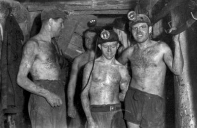 Hauerbrigade im Schacht 8 Oberschlema ©Museum Uranbergbau