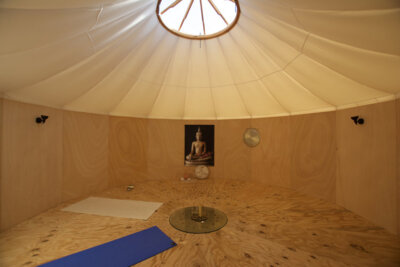 die Yoga-Yurte (Bild vergrößern)