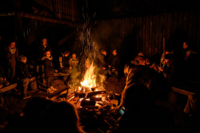 Stockbrot am Lagerfeuer