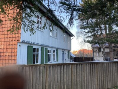 Übern Zaun geschaut: Das Darlingeröder Pfarrhaus