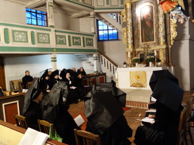 Andacht am Ostermorgen in der Werbener Kirche.