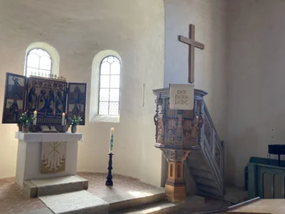 Altar und Kanzel in St. Katharinen