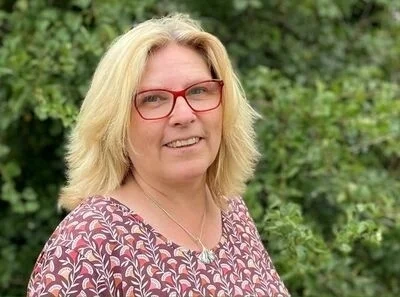 Ines Godazgar (Bild vergr&ouml;&szlig;ern)