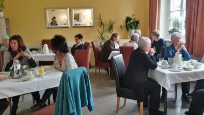 Foto des Albums: Frauenfrühstück mit Lesung
