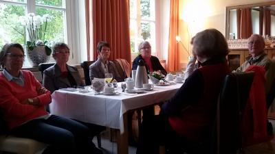 Fotoalbum Frauenfrühstück mit Lesung