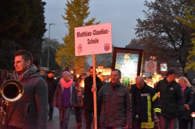 Foto des Albums: Martinsumzug der MCS 2016