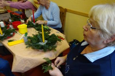 Sv Drehscheibe Brandenburg E V Basteln Adventsgestecke