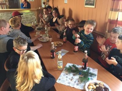 Foto des Albums: Weihnachtsfeier Jugend 2016