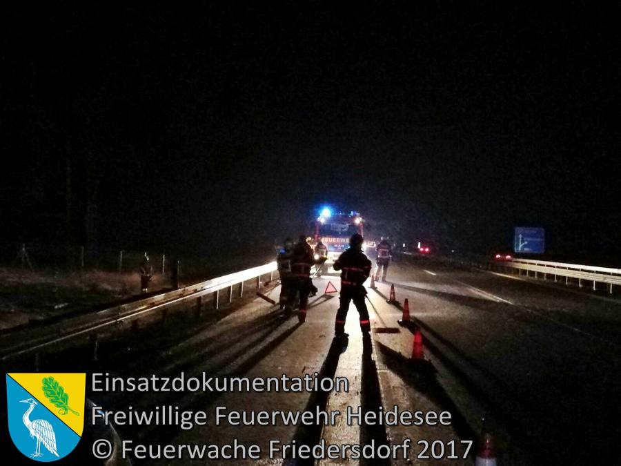 Bild: Einsatz 3/2017 | PKW in Leitplanke | BAB 12 AD Spreeau