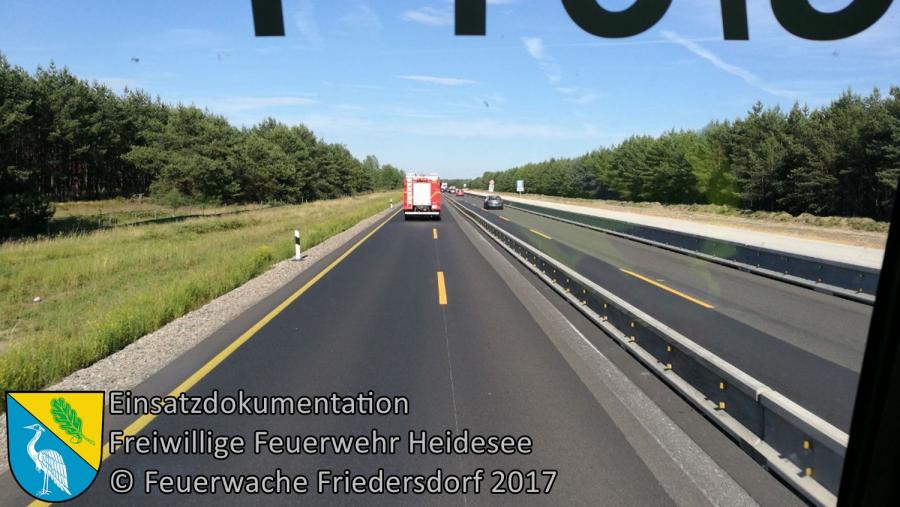 Bild: Einsatz 30/2017 | VU PKW auf Transporter | BAB 12 AS Storkow - AS Friedersdorf