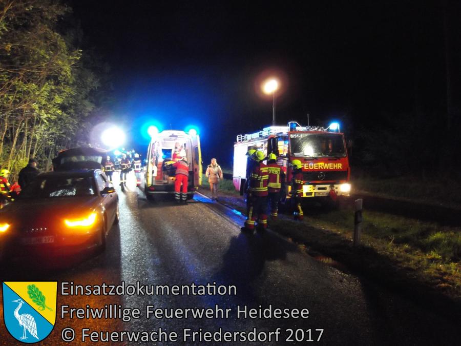 Bild: Einsatz 141/2017 | Motorradunfall | L40 OV Bindow - Friedersdorf