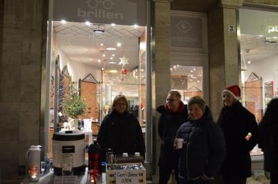 Foto des Albums: Prignitzer Lichterfest und Shopping im Lichterglanz (02. 12. 2017)