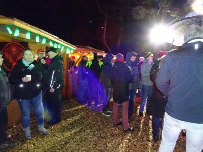 Foto des Albums: Silvester-Open-Air auf dem Burghof-Gelände mit grandiosem Höhenfeuerwerk