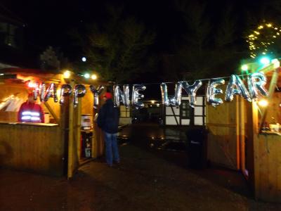 Foto des Albums: Silvester-Open-Air auf dem Burghof-Gelände mit grandiosem Höhenfeuerwerk