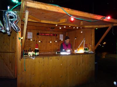 Foto des Albums: Silvester-Open-Air auf dem Burghof-Gelände mit grandiosem Höhenfeuerwerk